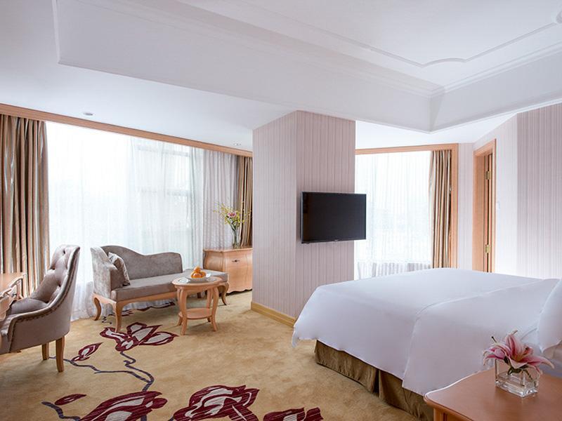 Vienna Hotel Shenzhen Unitown Exterior photo